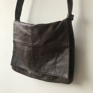 Brown Leather Messenger Bag with Adjustable Strap